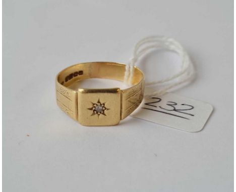 A signet ring set with small diamond in 18ct gold - size W - 5.2gms