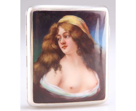 A CONTINENTAL SILVER AND ENAMEL CIGARETTE CASE, EARLY 20TH CENTURY, marks rubbed, rounded rectangular form, shaped for the po