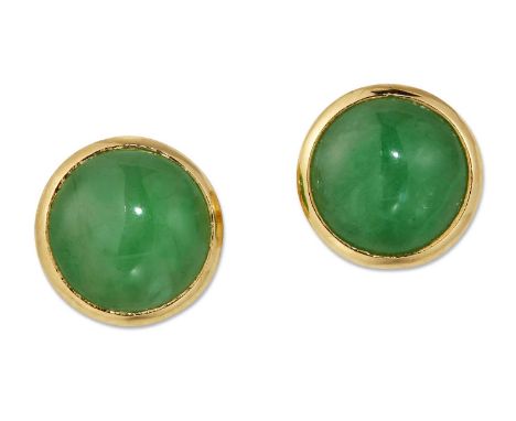 A PAIR OF 18 CARAT GOLD JADE STUD EARRINGS, round jade in bezel settings, with post fittings. Hallmarked Birmingham, 9mm diam