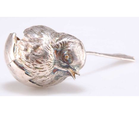 AN EDWARDIAN SILVER NOVELTY CREAM LADLE, marks rubbed but a known design by S. Mordan and Co, Chester, modelled as a chick em