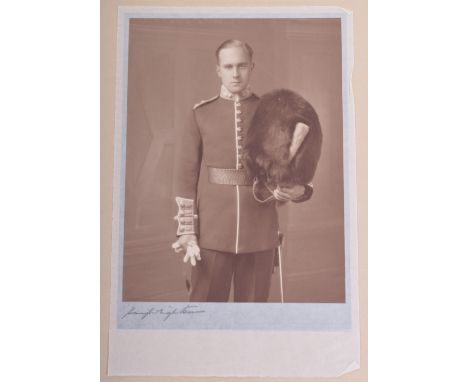 Mixed Selection of Military Photographs. Postcard WWI Worcestershire Regt band WWI; Small WWI set to 315292 Gnr Eric Redford,