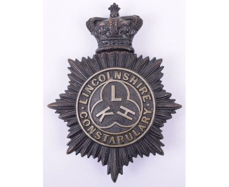 Lincolnshire Police Special Constable Lapel/Cap Badges including: 2 x chrome/enamel Borough of Grimsby special constabulary c
