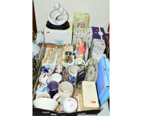 A BOX AND LOOSE SUNDRY ITEMS, to include a Border Fine Arts ceramic Beatrix Potter biscuit barrel, Wedgwood collectors plates