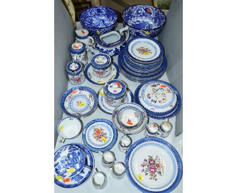 A GROUP OF CERAMICS, to include Booth's 'Lowestoft Border' part dinnerwares (over forty pieces) (some chipped), together with