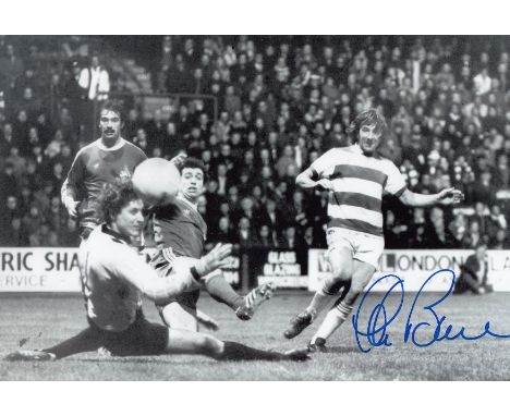Autographed STAN BOWLES 12 x 8 photo : B/W, depicting STAN BOWLES scoring a superb third goal for Queens Park Rangers in a 3-