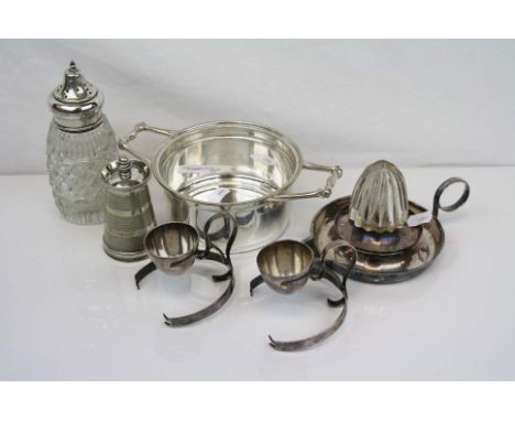 Collection of silver plated items to include a pepper grinder, a lemon juicer by Hukin &amp; Heath, a pair of Hukin &amp; Hea