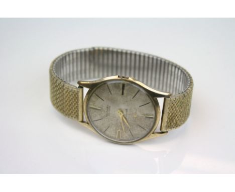 A vintage gents 9ct gold cased Rotary watch.