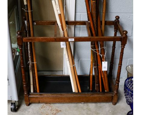 Early 20th Century oak stick stand