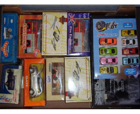 A tray of mixed diecast to include a Corgi Dibnah traction engine - VG-E in G-VG boxes (10)