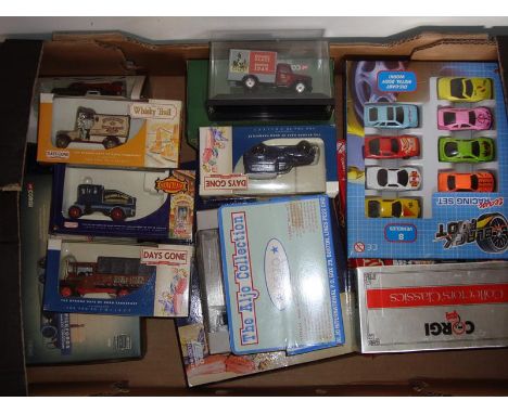A tray of mixed diecast to include a Vintage Glory Foden- VG-E in G-VG boxes (15)