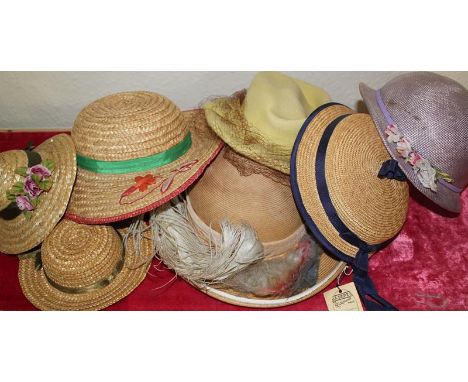 Seven good vintage dolls and children's hats and bonnets. Yellow felt hat labelled Modernette Stix, Baer & Fuller, two more l
