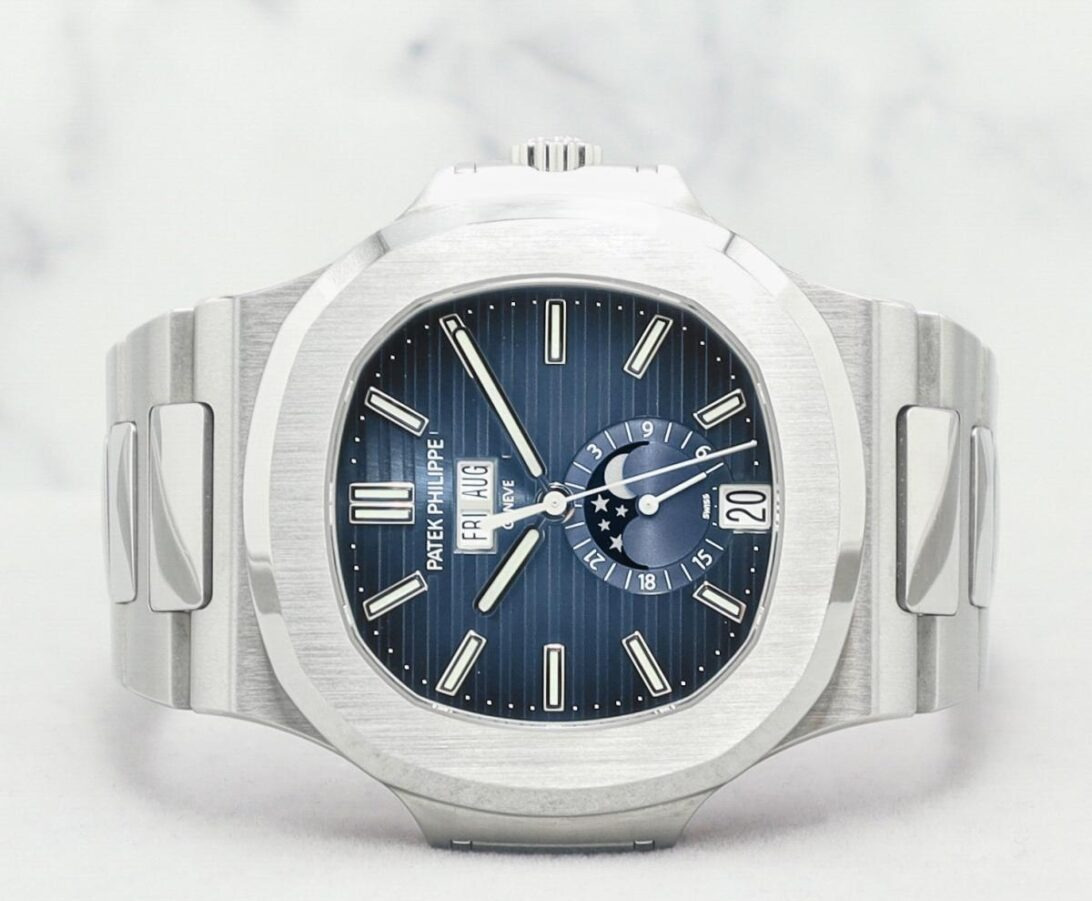 2023 LNIB Patek Philippe Nautilus Bracelet 5726/1A-014
