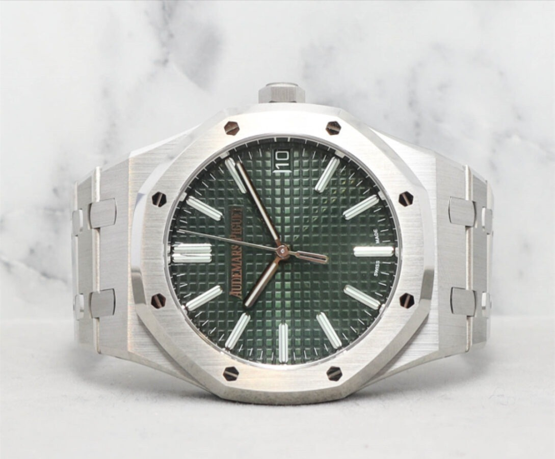 2024 NOS Audemars Piguet Royal Oak Bracelet 15510ST.OO.1320ST.09
