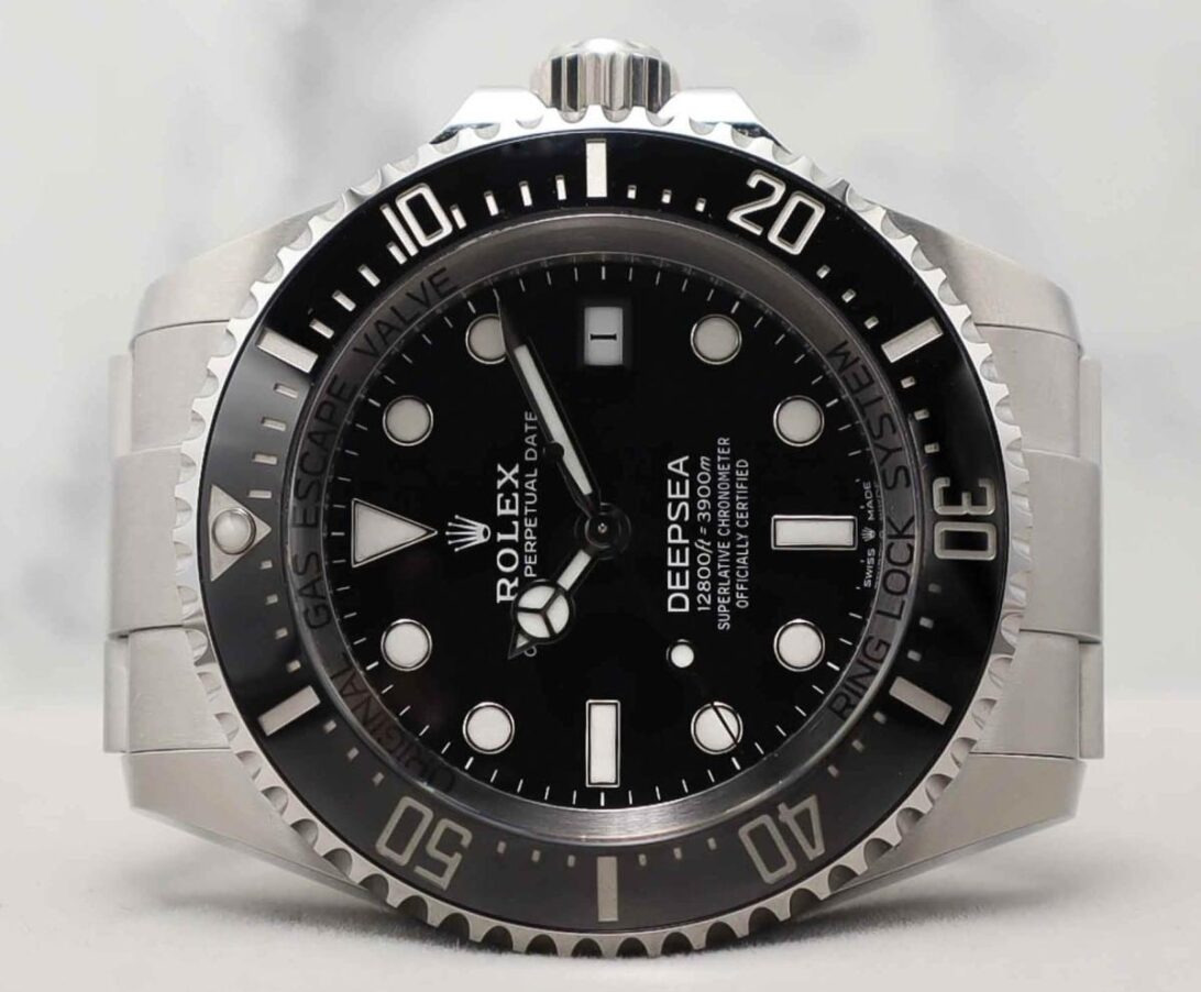2023 NOS Rolex Sea Dweller Deepsea Mark II James Cameron Oyster 136660