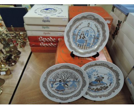 Fifteen Spode Christmas plates in boxes, 1970s and 80s.