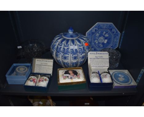 A selection of ceramics including Wedgewood and Spode also large pumpkin style container