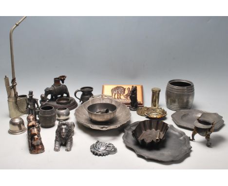 A good collection of&nbsp;assorted&nbsp; brass, copper, pewter items to&nbsp;include&nbsp;cast metal table lighter, &nbsp;pew