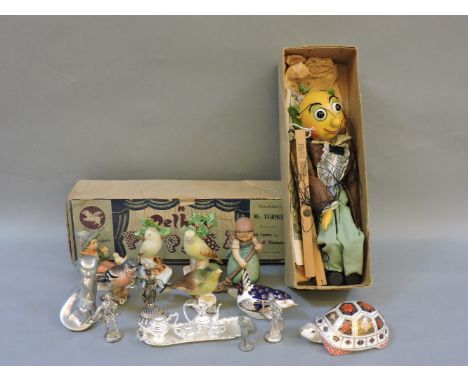 Royal Crown Derby turtle and wren Imari paperweights, two Goebel figures, Beswick chaffinch and greenfinch, two further birds