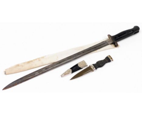 A WWI Vickers 1907 pattern bayonet, 55cm, lacking original scabbard, and a Scottish sgian-dubh dagger with scabbard. (2)