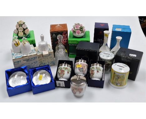 A quantity of Aynsley, Royal Worcester and Coalport cased ceramics, to include bud vase, floral posies, glass bell, money box