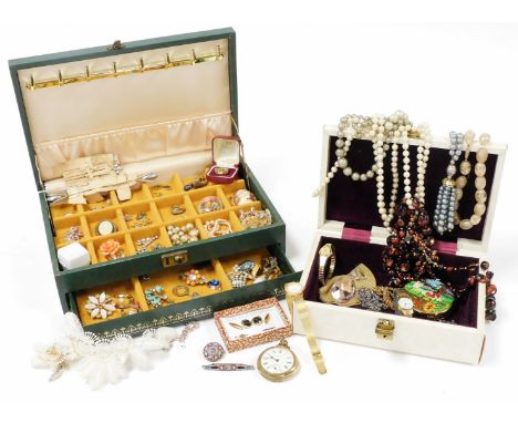 A group of costume jewellery and effects, to include a cameo brooch, gilt metal locket, single 9ct gold earring, clip on earr