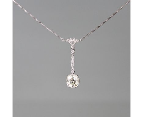 CollierGelb- und Weißgold 14kt., feine Venezianerkette mit Verlängerung und zwei  Kastensteckschlössern, mittig flügelförmige