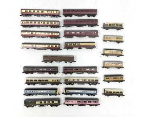 'N' gauge - Graham Farish Class 101 DMU powered car No.W50303 and dummy car W50330; together with twenty-one assorted passeng