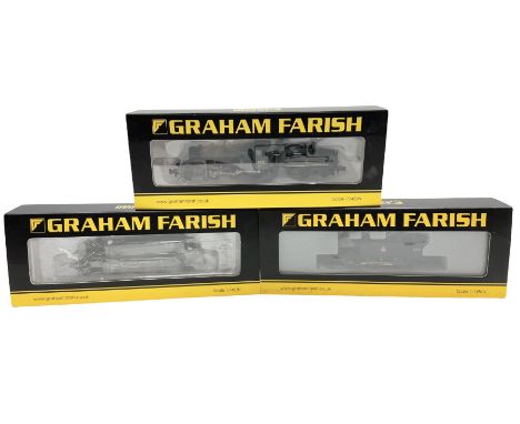 Graham Farish/Bachmann 'N' gauge - Standard Class 3MT 2-6-2 locomotive No.82041; Ivatt Class 2MT 2-6-0 locomotive No.46521; b