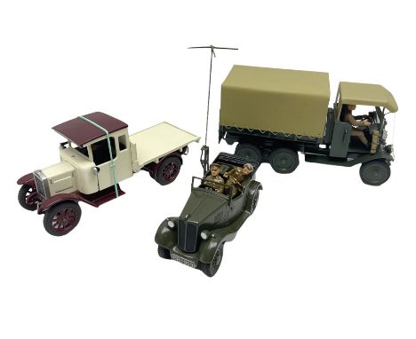 CJB Morris Military Field Wireless car with antenna, driver and operator L11cm; CJB Military covered wagon with two figures; 