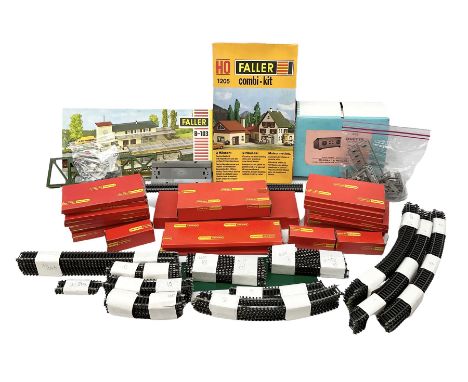 '00'/HO gauge - Faller B-103 Station kit and 1205 Combi-Kit; boxed with instructions; large quantity of Hornby track includin