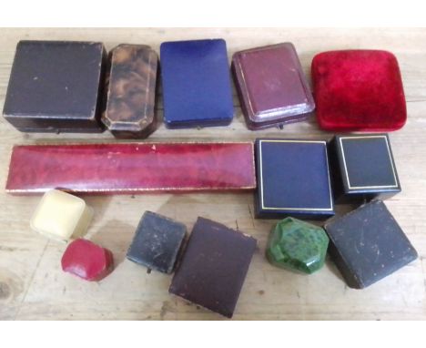 Assorted mainly antique and vintage jewellery boxes.  