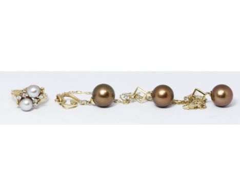 A suite of bronze and silver coloured cultured pearl jewellery comprising a diamond pendant on chain, a pair of diamond earri