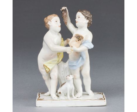Putten mit Rebhuhn und HundMeissen, wohl 1774-1817. Porzellan, weiß, glasiert. Polychrom und Gold bemalt. Auf dem unglasierte
