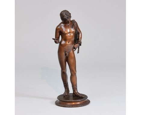 Bronzebildner um 1900- Dionysos  - Bronze. Braun patiniert. H. o./m. Plinthe: 45,5/49 cm. Patina z. T. etwas berieben und stu