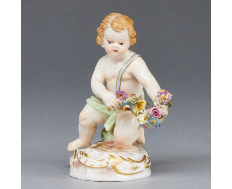 Amorette: Knabe mit Blütengirlande auf PostamentKönigliche und Staatliche Porzellan Manufaktur, Meissen 1850-1924. Porzellan,