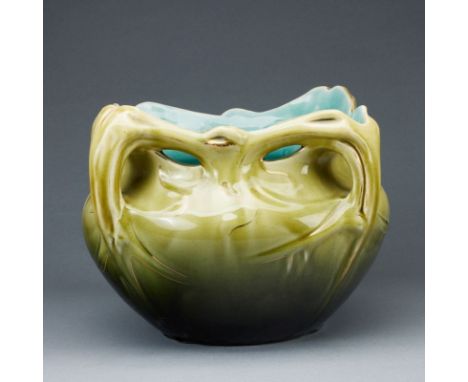 Großer Jugendstil Cachepot, sog. "Vase de Chalmont"Entwurf: HECTOR GUIMARD (1867 Lyon bis 1942 New York City) - Ausführung: G