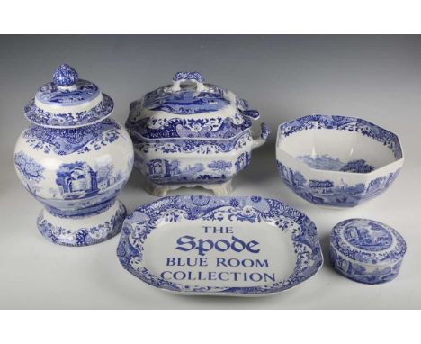 A Spode Italian pattern blue printed soup tureen, cover and ladle, 20th century, length between handles 32cm, together with a