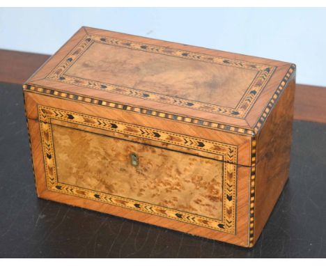 Victorian walnut cross banded parquetry inlaid tea caddy, the interior with two compartments, 23cm wide