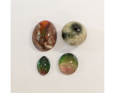 Konvolut, 4 Halbedelsteine, 1 x Kugelform, 3 x ovaler Cabochonschliff, unter anderem 1 Boulder Opal, l 1,5 cm, b 1,2 cm