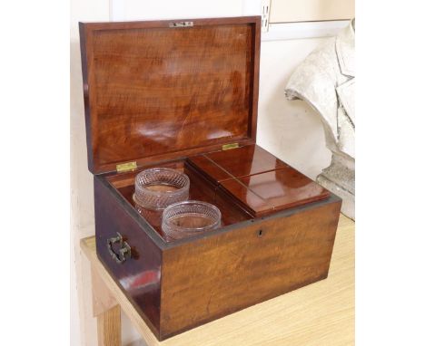 A George IV mahogany travelling tea caddy, length 41cm