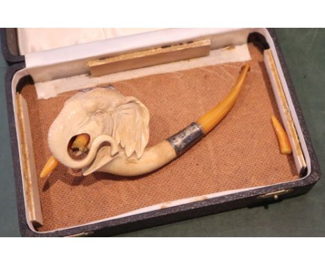 A Meerschaum elephant head pipe