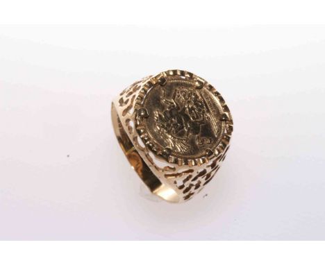 9 carat gold ring with coin mount, 2.5 grams