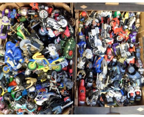 Model Motorbikes, a large quantity of model motorbikes of assorted scale, most dating from the 1990s onwards (playworn) (qty)