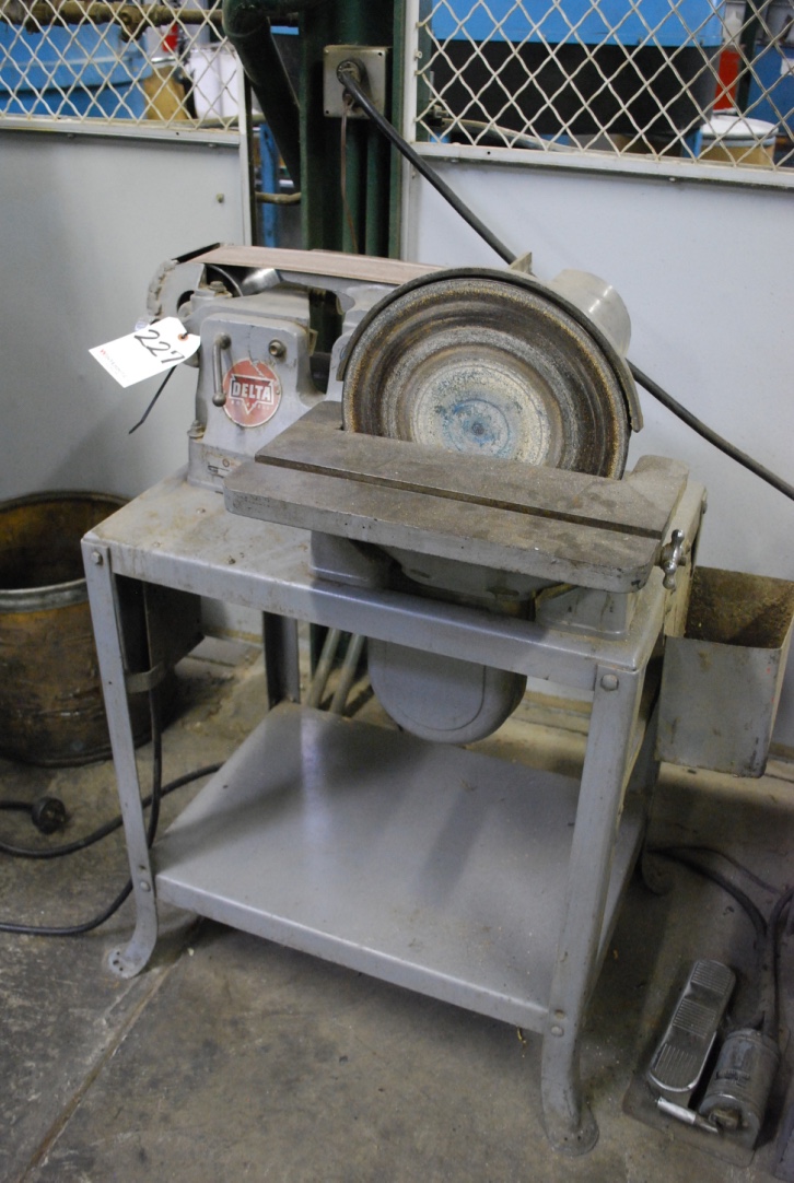 ROCKWELL/DELTA COMBINATION 6" BELT & 12" DISC SANDER