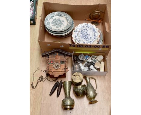 A small collection of items to include dinner plates, North African brass wares, tourist busts and trinkets along with a Cuck