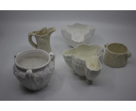 &nbsp;A group of Royal Worcester including a pair of shell bon-bon dishes (one damaged) black marks no 6; a leaf shaped cream