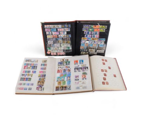 3 various UK and worldwide stamp albums, including The Windsor Loose Leaf Album For The Stamps Of Great Britain Volume 1, con