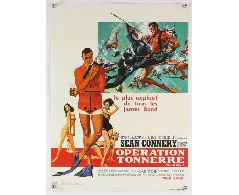 James Bond Thunderball (1965) French Petite film poster, first release, starring Sean Connery, folded, 15.5 x 21.5 inches. 