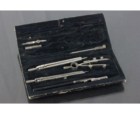 Vintage Cased Drawing Set