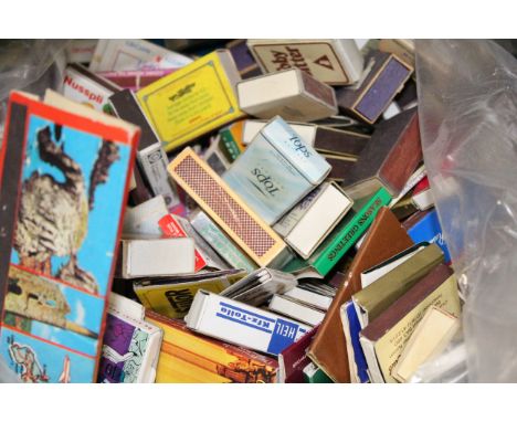 Large quantity of vintage match boxes, over 800